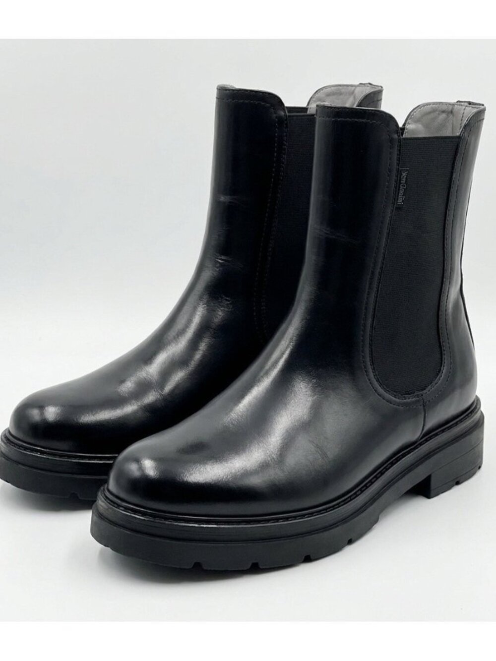 Nero Giardini Lug Sole Chelsea Boot Size 39/9